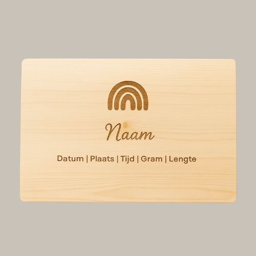 Memory box groot met geboorte gegevens en regenboog.