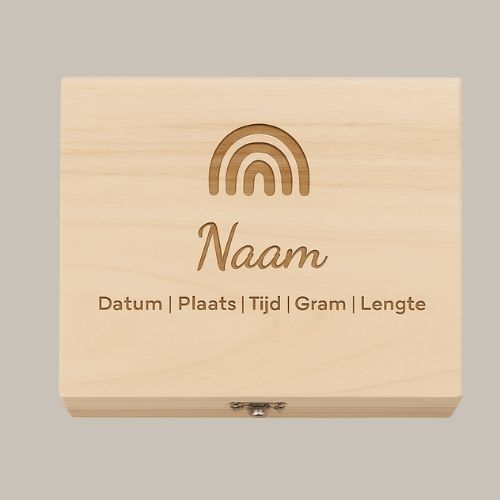 86 Herinnering box met geboorte gegevens en regenboog